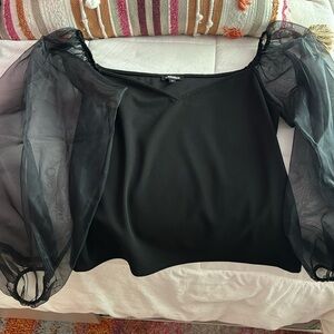 Black ruffle puff long sleeve